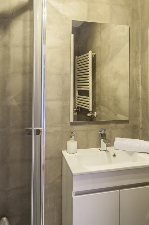 Apartamento Contemporary In Historical Chiado